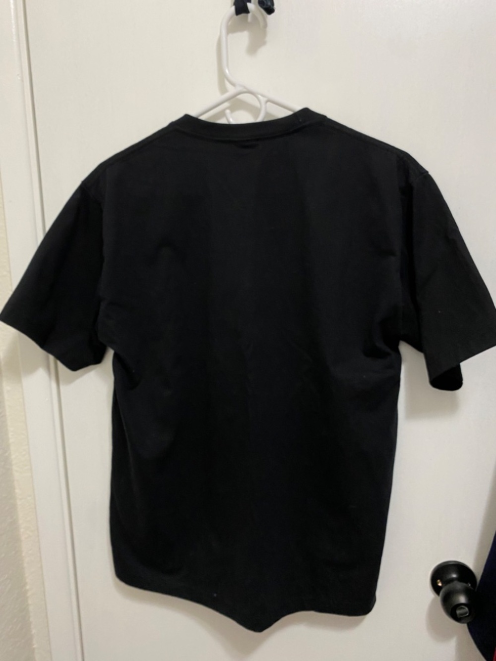 Supreme Size L  Women’s Black T Shirt - Picture 5 of 8